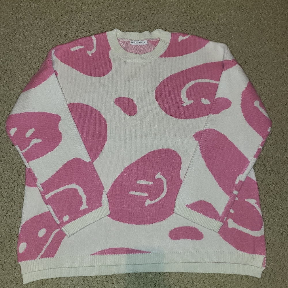 NWT Moon & Madison Smiley NEW Oversized 24.5 PTP Sweater Pink & White Size M…